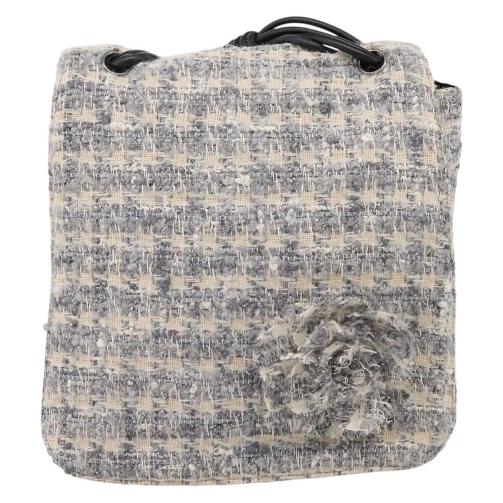 Chanel Camellia Messenger Tweed Large